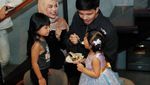 Atta Halilintar Rayakan Ultah ke-31 dengan Makan-makan Bareng Keluarga