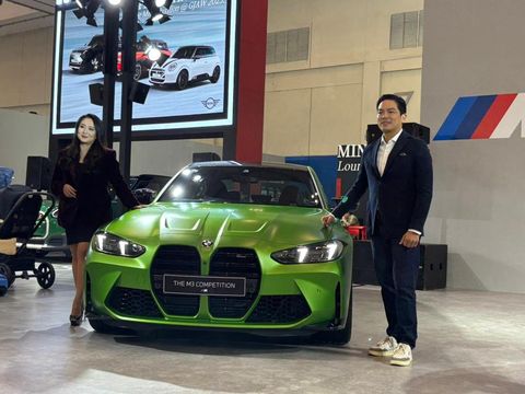 BMW memperkenalkan M Series terbaru yakni The M3 CS Touring dan The M3 Competition, pada ajang Gaikindo Jakarta Auto Week (GJAW) 2025. BMW memperkenalkan M Series terbaru yakni The M3 CS Touring dan The M3 Competition, pada ajang Gaikindo Jakarta Auto Week (GJAW) 2025.