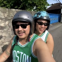 Usai resmi menikah, Boiyen dan Rully memilih honeymoon ke Bali. Dari foto-foto yang dibagikan tampak jelas keduanya yang bahagia bisa menghabiskan waktu bersama. Foto: dok instagram Boiyen