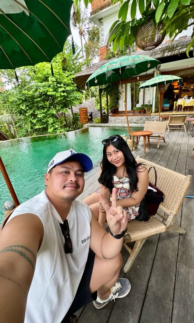 Pada Selasa (20/1/26) Boiyen melayangkan gugatan cerai kepada suaminya. Hal tersebut telah dikonfirmasi oleh Pengadilan Agama Tigaraksa. Kini kebersamaan keduanya pun terancam tinggal kenangan. Foto: Instagram @boiyenpesek