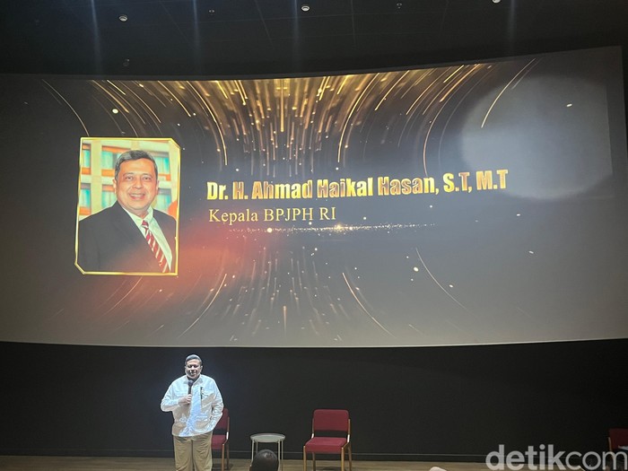 Dalam acara Media Gathering BPJPH RI  dengan tema Sertifikasi Halal untuk Kemandirian Ekonomi: Kontribusi BPJPH dalam Mewujudkan Asta Cita Presiden Prabowo Subianto yang digelar di FX Sudirman, Jumat (21/11/2025) Kepala BPJPH Ahmad Hasan Haikal dan Kepala Staf Kepresidenan Muhammad Qodari.