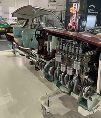 Foto saat benda dibelah