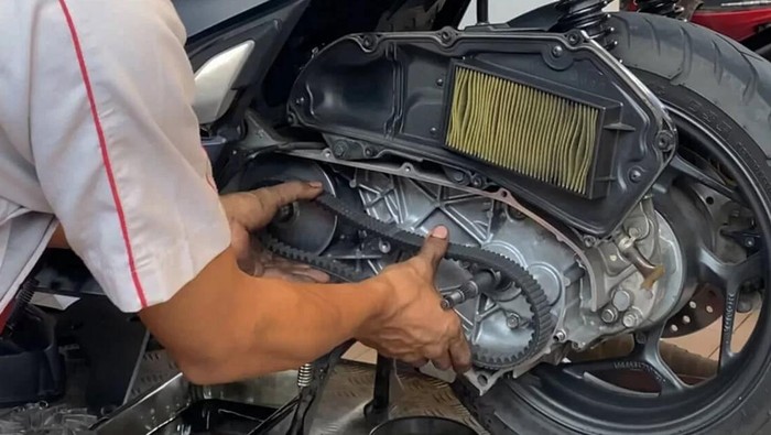 Kampas ganda pada motor matic punya fungsi yang vital