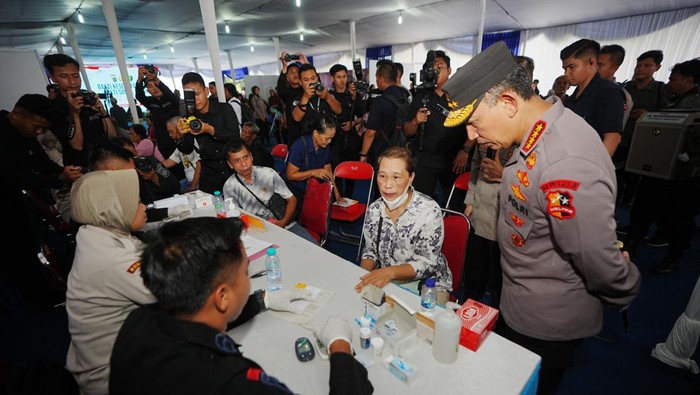 Kapolri Cek Bakti Kesehatan