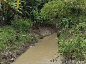DPRD Jabar Minta BBWS Lekas Perbaiki TPT Tangani Banjir di Waled Cirebon