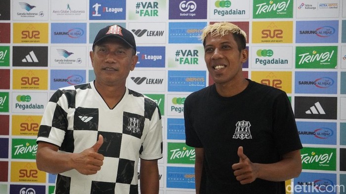 Konferensi pers jelang laga Deltras vs PSS Sleman