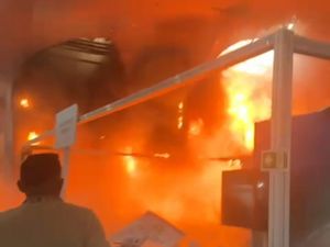 Video: 21 Orang Dirawat Imbas Kebakaran Paviliun COP30 Brasil