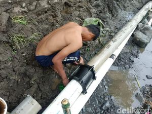 Sempat Hilang Tersapu Banjir, Pipa 1,6 Km PDAM Kelar Diperbaiki