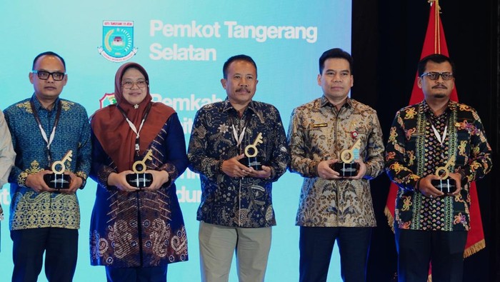 Penghargaan Be Awards untuk Pemkab Bandung