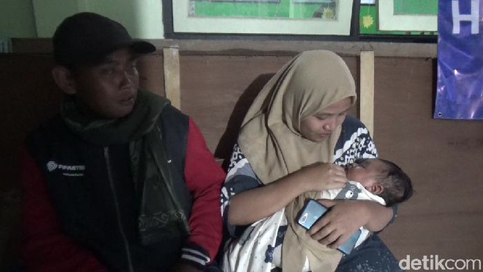 Pengungsi erupsi Gunung Semeru