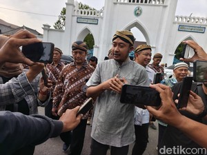 Kapan Jumenengan Raja Versi PB XIV Mangkubumi? Ini Jawabannya