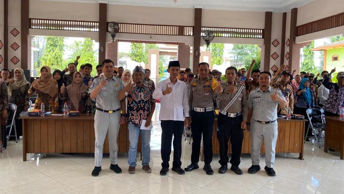 Sat Lantas Polres Lamongan Gencarkan Binluh Tata Cara Berlalu lintas yang Baik dan Benar