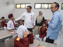 Video: China Berlakukan Kebijakan Kurangi PR untuk Siswa, Indonesia Perlu Tiru?