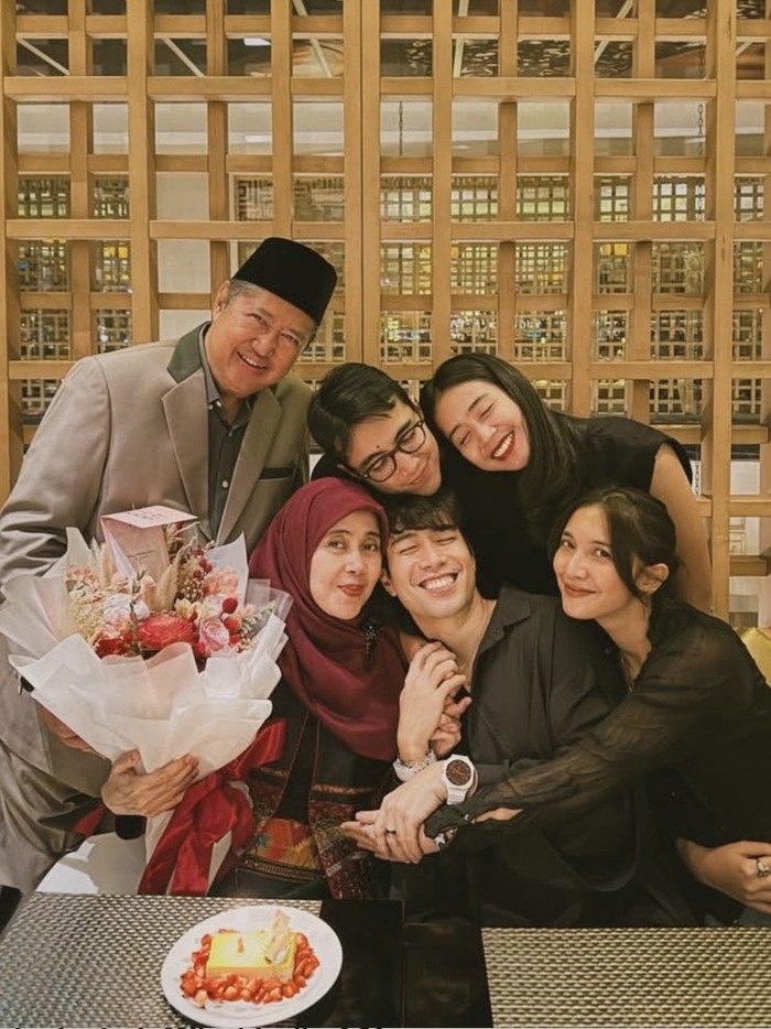 Sheila Dara dan Vidi Aldiano