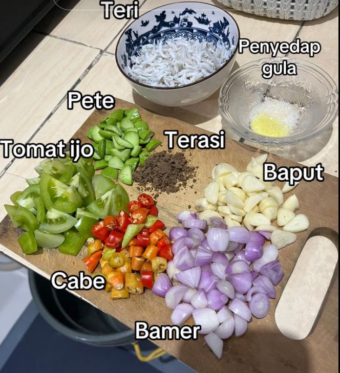 Teri Party ala Selebgram Vicky Alaydrus