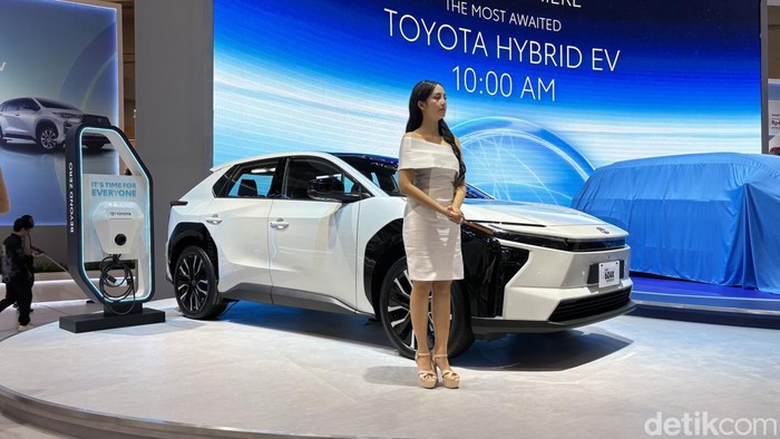 Toyota bz4x bikinan lokal meluncur di GJAW 2025