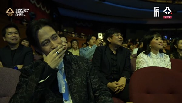 Vidi Aldiano Berkaca-kaca, Sheila Dara Bergetar Menyebut: Suami Saya Selamanya