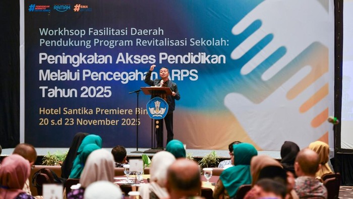 Wamendikdasmen Fajar Riza Ul Haq bahas tentang gerakan ARPS untuk tekan angka putus sekolah.