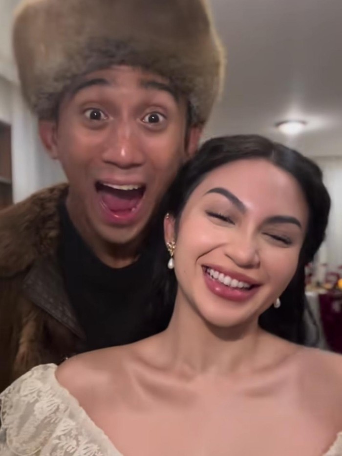Ariel Tatum rayakan ulang tahun ke-29.