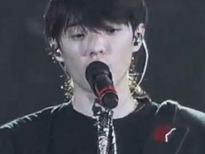 Video: Suara untuk Palestina di Konser #The1outof9tour eaJ Jakarta