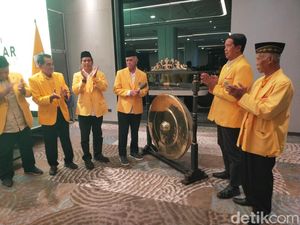 Bupati Kulon Progo yang Diusung Saat Pilkada Jadi Ketua PAN DIY, Golkar Kecewa
