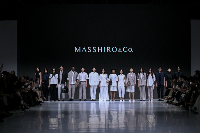 Koleksi ‘Continuum – The Anniversary Edit 2025’ akan tersedia mulai November melalui situs resmi Masshiro&Co. serta gerai mereka di Darmawangsa Square, Plaza Senayan, dan Plaza Indonesia. (Foto: Dandy Hendrata/Jakarta Fashion Week)