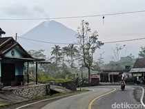 Seismograf Rekam 35 Kali Letusan Gunung Semeru dalam 6 Jam