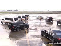 Segini Harga SUV Mewah yang Jemput Wapres Gibran Setibanya di Afsel