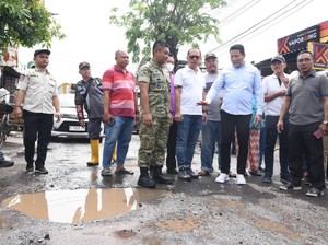 Sidak Bluru Kidul, Bupati Sidoarjo Tegaskan Betonisasi Dimulai Usai Lebaran