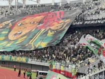 Bonek Tuntut Pelatih Mundur Usai Persebaya Ditahan Imbang Arema