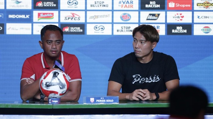 Persis Solo dalam konferensi pers jelang melawan Bali United di Stadion Kapten I Wayan Dipta, Bali, Sabtu (22/11/2025).