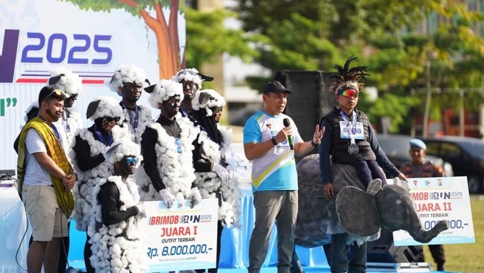 Polda Riau menggelar Brimob Run 2025 dalam memperingati HUT ke-80 Korps Brimob, Sabtu (22/11/2025).