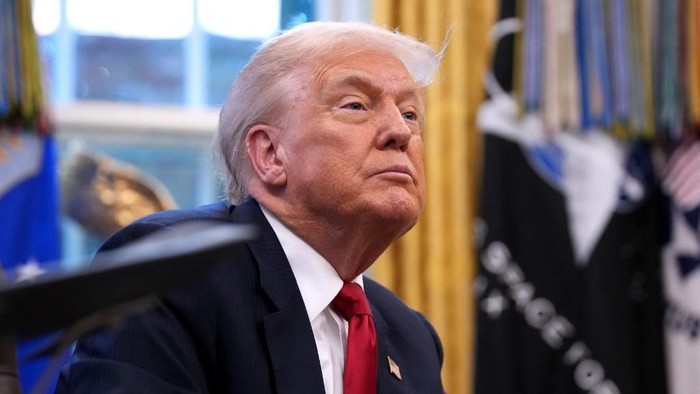 WASHINGTON, DC - NOVEMBER 21: U.S. President Donald Trump delivers remarks during a meeting with New York City Mayor-elect Zohran Mamdani in the Oval Office of the White House on November 21, 2025 in Washington, DC. Trump congratulated Mamdani on his election win as the two political opponents met to discuss policies for New York City, including affordability, public safety, and immigration enforcement.   Andrew Harnik/Getty Images/AFP (Photo by Andrew Harnik / GETTY IMAGES NORTH AMERICA / Getty Images via AFP)