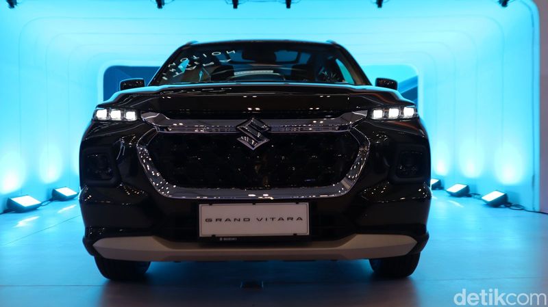Suzuki Grand Vitara terbaru.