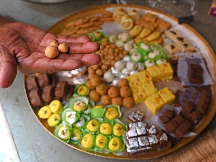 Toko Legendaris Berusia 200 Tahun Ini Jual Manisan Harga Rp 180 Perak Saja!