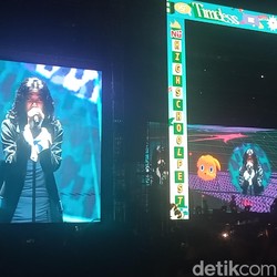 Karaoke Bareng Vierratale di Highschool Fest