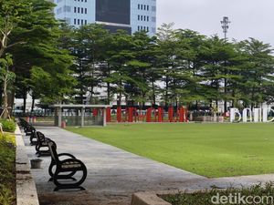 Revitalisasi Rampung, Kapan Alun-alun Bandung Dibuka untuk Umum?