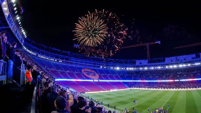 Barcelona akhirnya kembali memainkan laga di Camp Nou usai direnovasi selama 2,5 tahun.