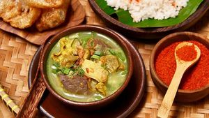 Daftar Baru! 10 Makanan Indonesia Paling Enak 2025