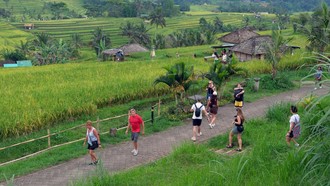 Bali Sepi Wisatawan, DPRD Kritik Pemprov soal Sampah, Macet, dan Banjir