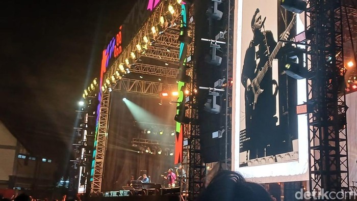 Jikustik x Pongky Barata