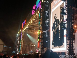 Jikustik Ajak Pongki Barata Manggung Bareng di Remember November Yokjakarta