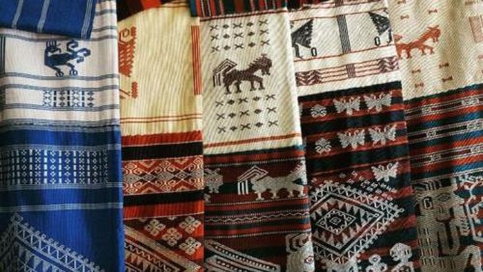 Kain Tenun Ikat Khas Sumba (Dok. Indonesia.go.id)