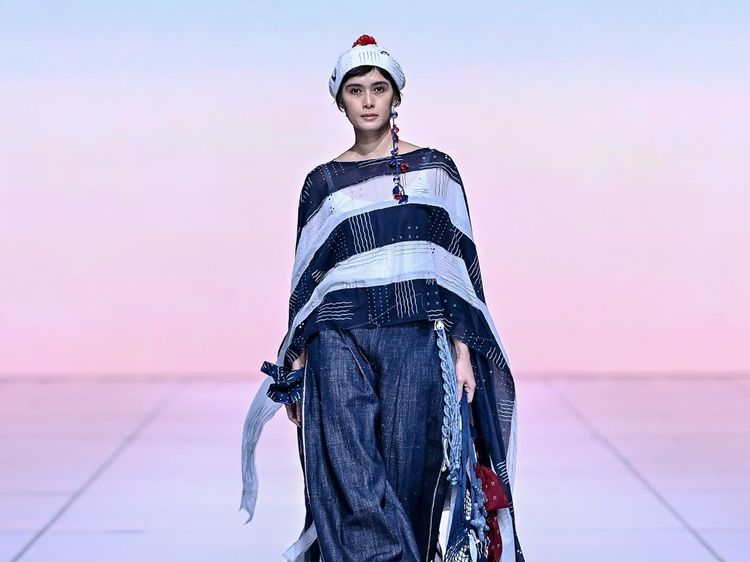 Foto: Koleksi Slow Fashion Bertema Laut dari Sejauh Mata Memandang di JFW 2026