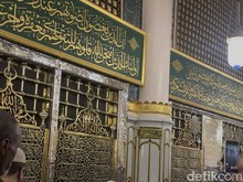 Kisah Haru Pemakaman Rasulullah di Kamar Aisyah
