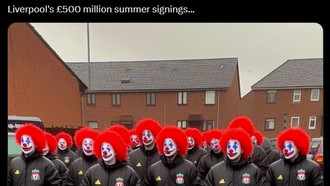 Meme Olok-olok untuk Liverpool yang Babak Belur