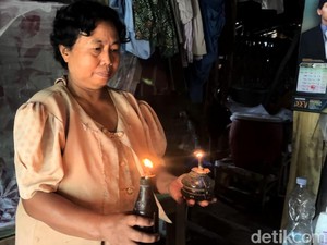 Energi Ramah Lingkungan Ini Jadi Penerangan Manusia Hutan Kala Malam