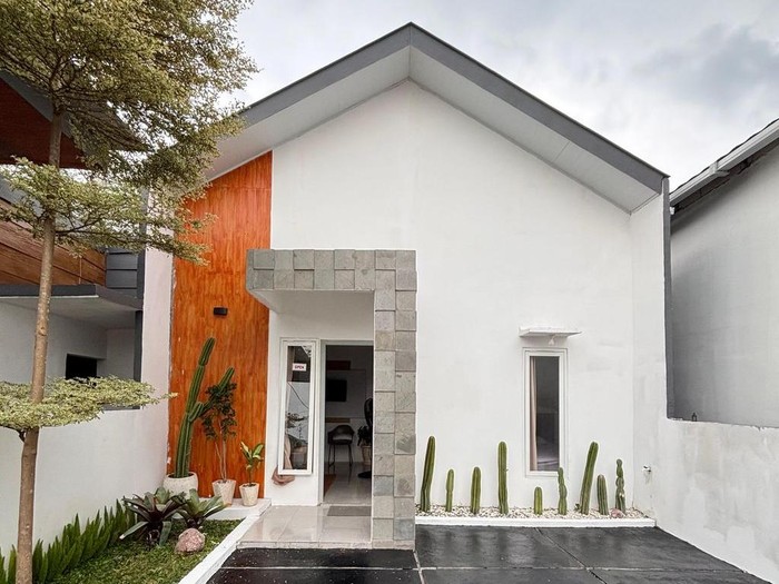 Cek 5 rumah murah di Lamongan, Jawa Timur, yang harganya serba Rp 166 juta saja.