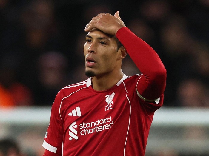 Soccer Football - Premier League - Liverpool v Nottingham Forest - Anfield, Liverpool, Britain - November 22, 2025 Liverpool's Virgil van Dijk reacts REUTERS/Phil Noble EDITORIAL USE ONLY. NO USE WITH UNAUTHORIZED AUDIO, VIDEO, DATA, FIXTURE LISTS, CLUB/LEAGUE LOGOS OR 'LIVE' SERVICES. ONLINE IN-MATCH USE LIMITED TO 120 IMAGES, NO VIDEO EMULATION. NO USE IN BETTING, GAMES OR SINGLE CLUB/LEAGUE/PLAYER PUBLICATIONS. PLEASE CONTACT YOUR ACCOUNT REPRESENTATIVE FOR FURTHER DETAILS..