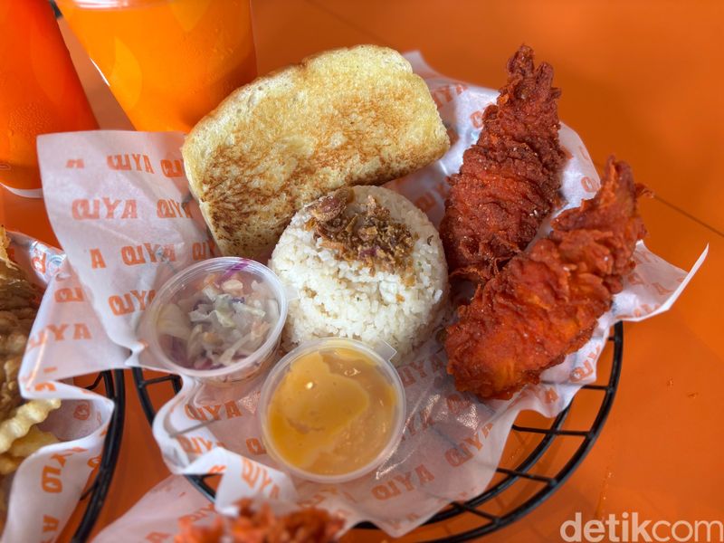 AYLO AYLO, restoran fish and chip baru milik selebgram Niko Al Hakim atau Okin.